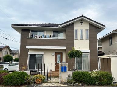 ダイワハウス様施工の津市豊ヶ丘N様邸外部塗装工事完工いたしました。